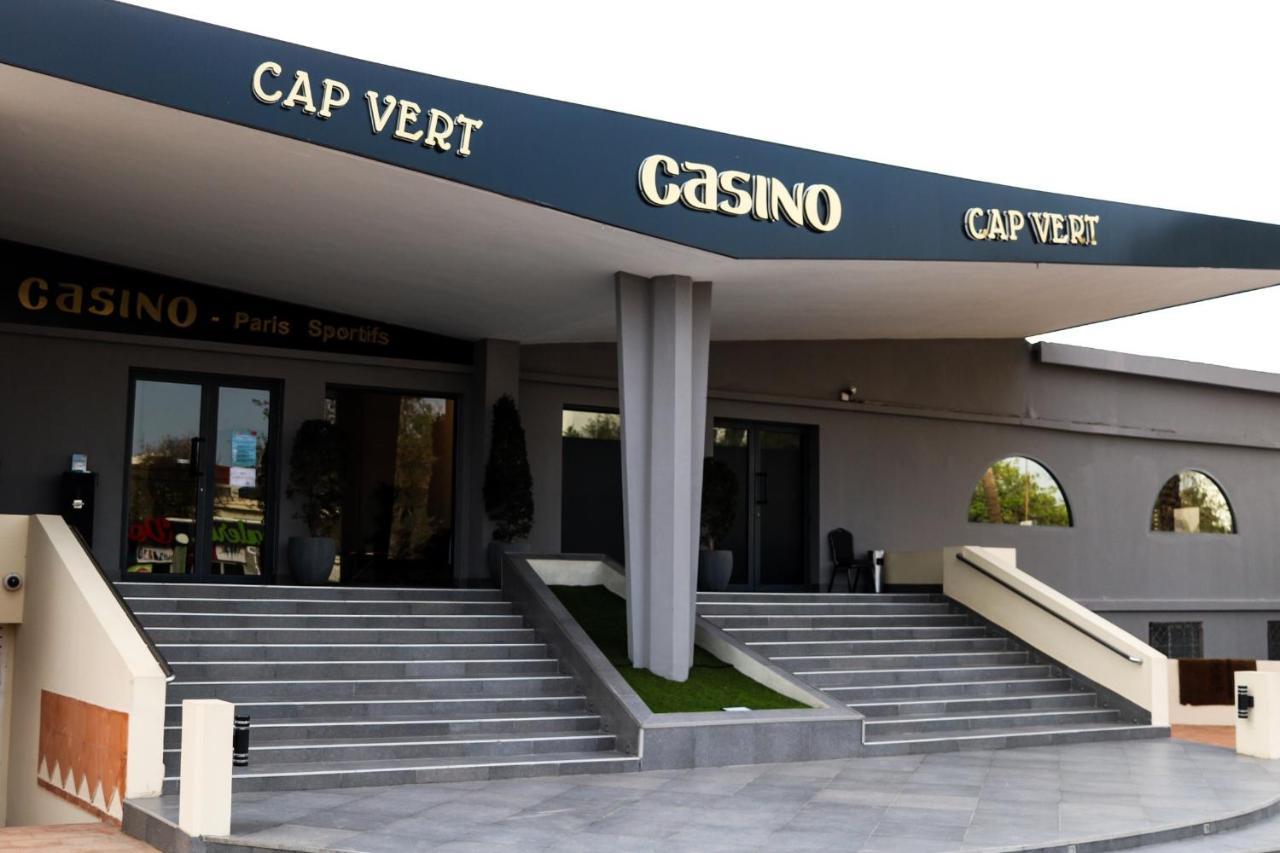 Airport Hotel Casino Du Cap-Vert Dakar Eksteriør billede