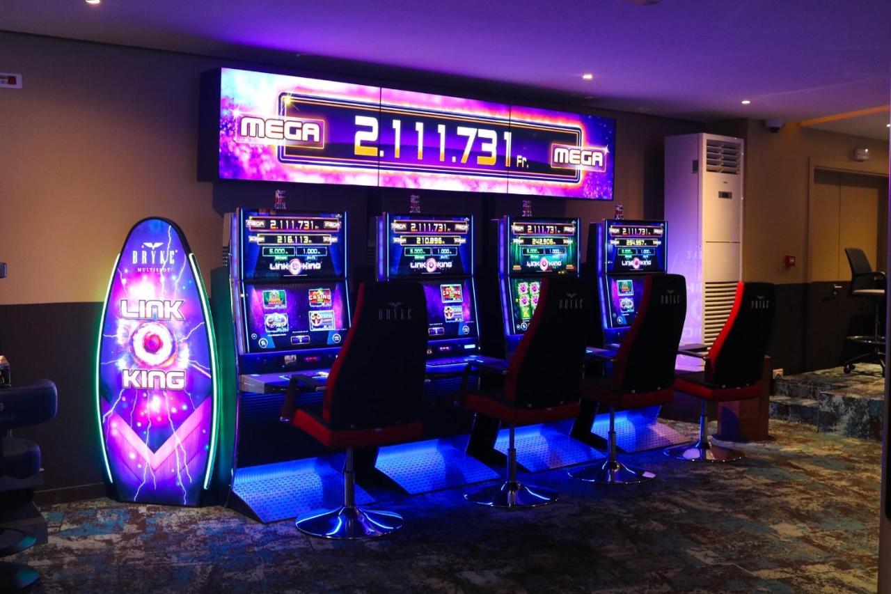 Airport Hotel Casino Du Cap-Vert Dakar Eksteriør billede