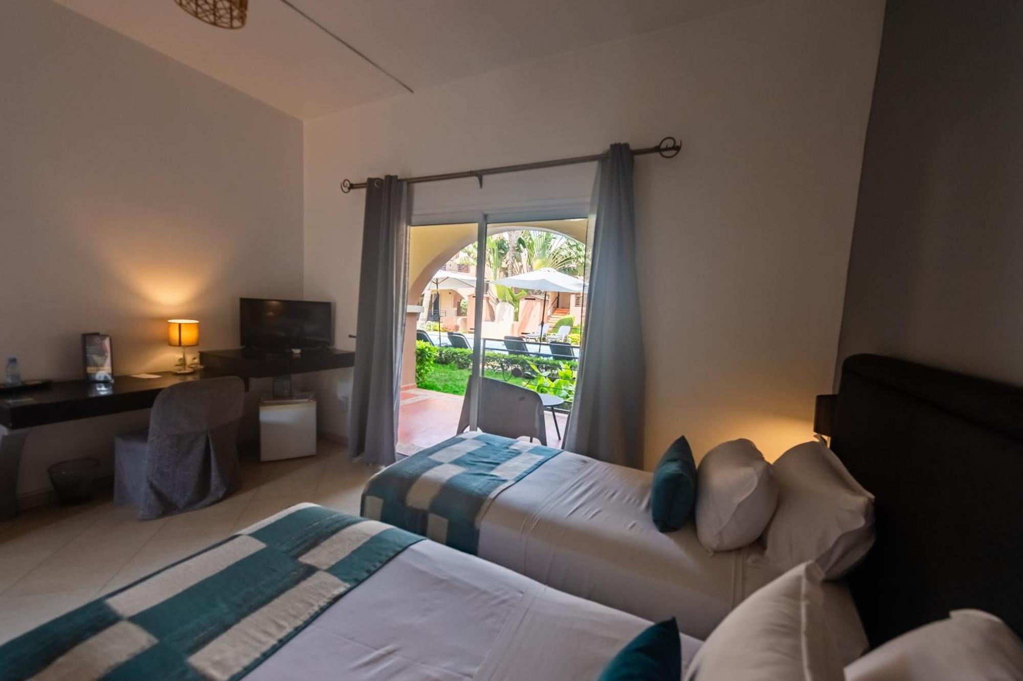 Airport Hotel Casino Du Cap-Vert Dakar Eksteriør billede
